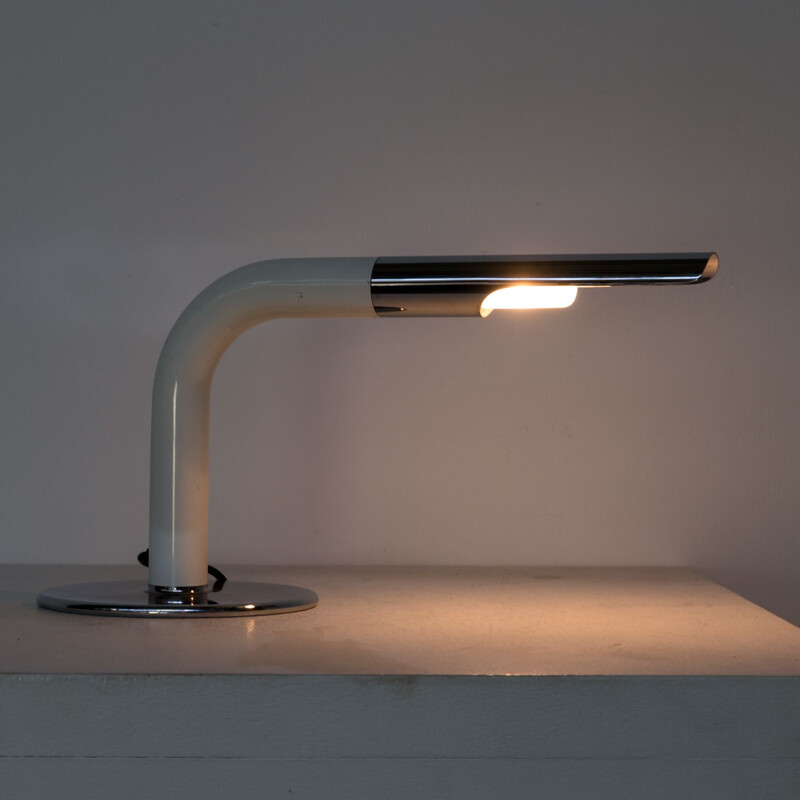 Lampe de table vintage en métal et acrylique par Ingo Maurer