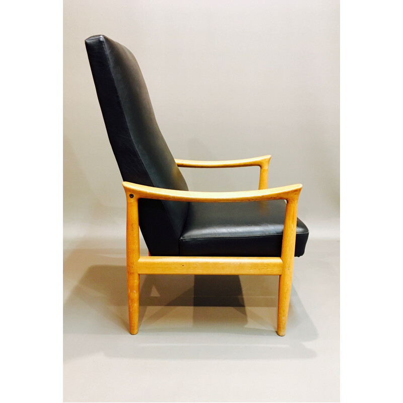 Set of 2 black Scandinavian armchairs by Fritz Hansen