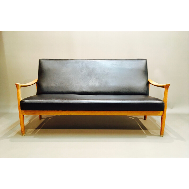 Vintage Scandinavian 3-seater sofa by Fritz Hansen