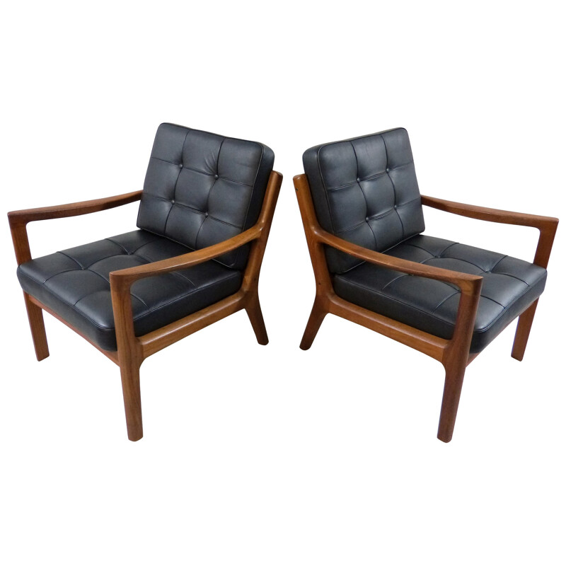 Pair of armchairs in wood and black leather, Ole WANSCHER - 1950s