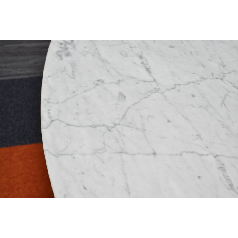 Ensemble à repas en marbre par Eero Saarinen pour Knoll