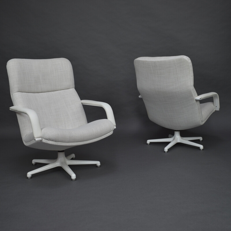 Set of 2 vintage lounge chairs F154 by Geoffrey Harcourt