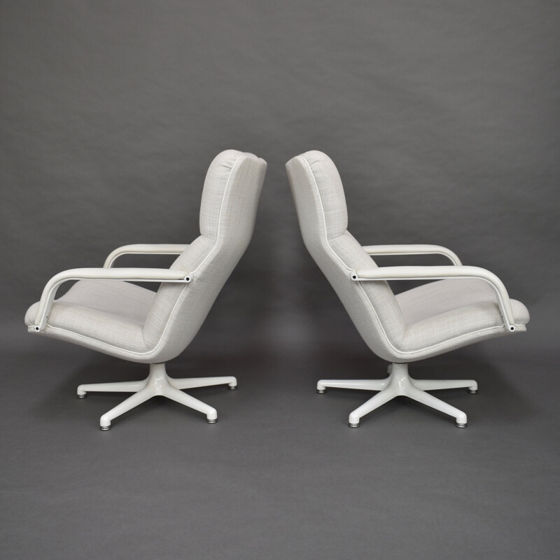 Suite de 2 fauteuils vintage F154 par Geoffrey Harcourt