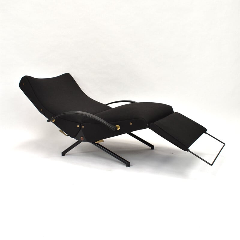 Vintage lounge chair P40 by Borsani for Tecno