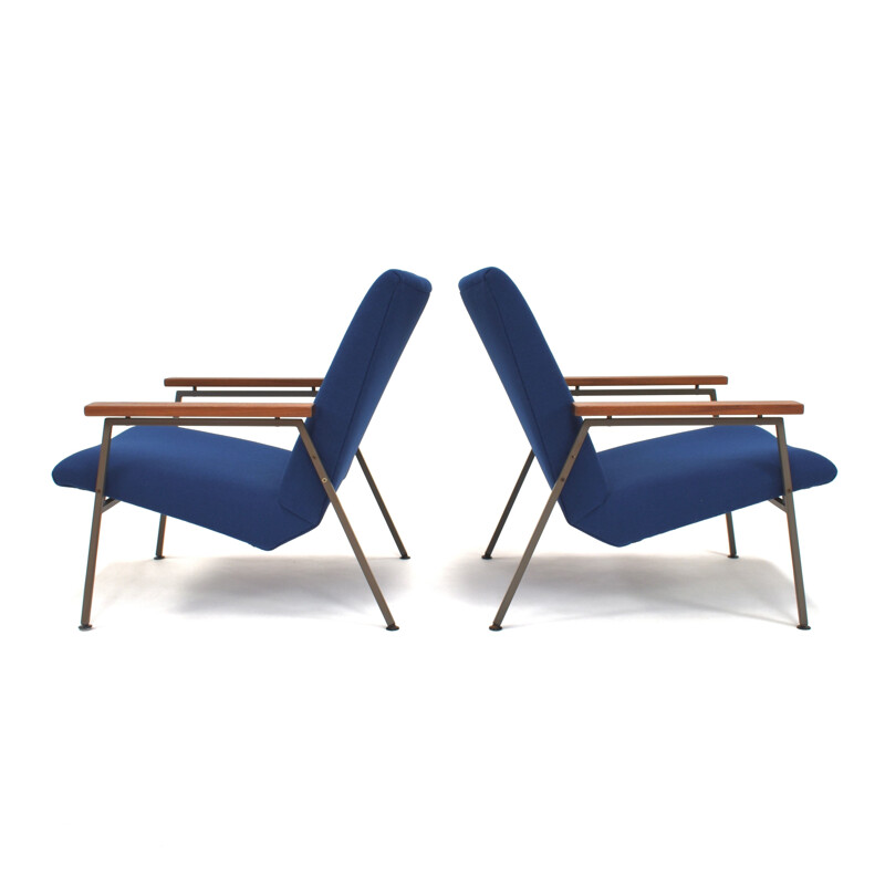 Set of 2 vintage blue lounge chairs by Rob Parry for Gelderland