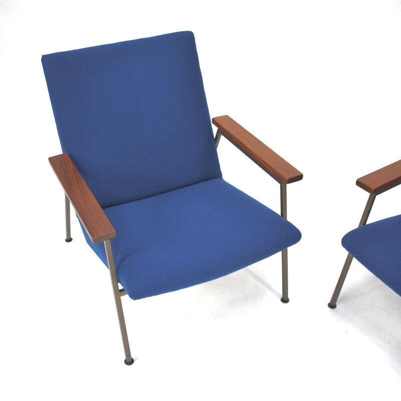 Set of 2 vintage blue lounge chairs by Rob Parry for Gelderland