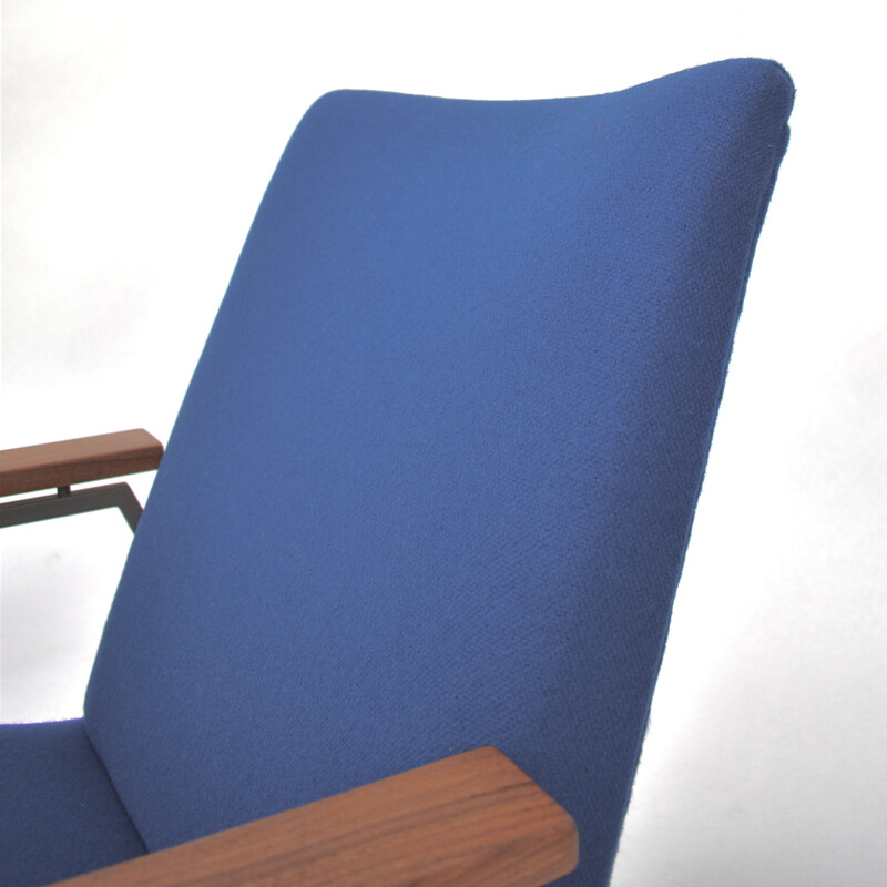 Set of 2 vintage blue lounge chairs by Rob Parry for Gelderland