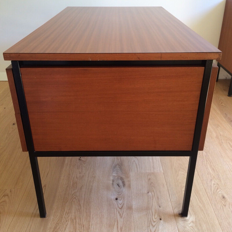 Vintage desk 620 by Pierre Guariche