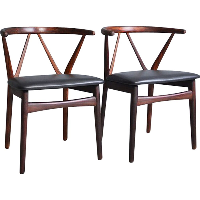 Suite de 2 chaises à repas vintage "255" en palissandre par Henning Kjaernulf pour Bruno Hansen