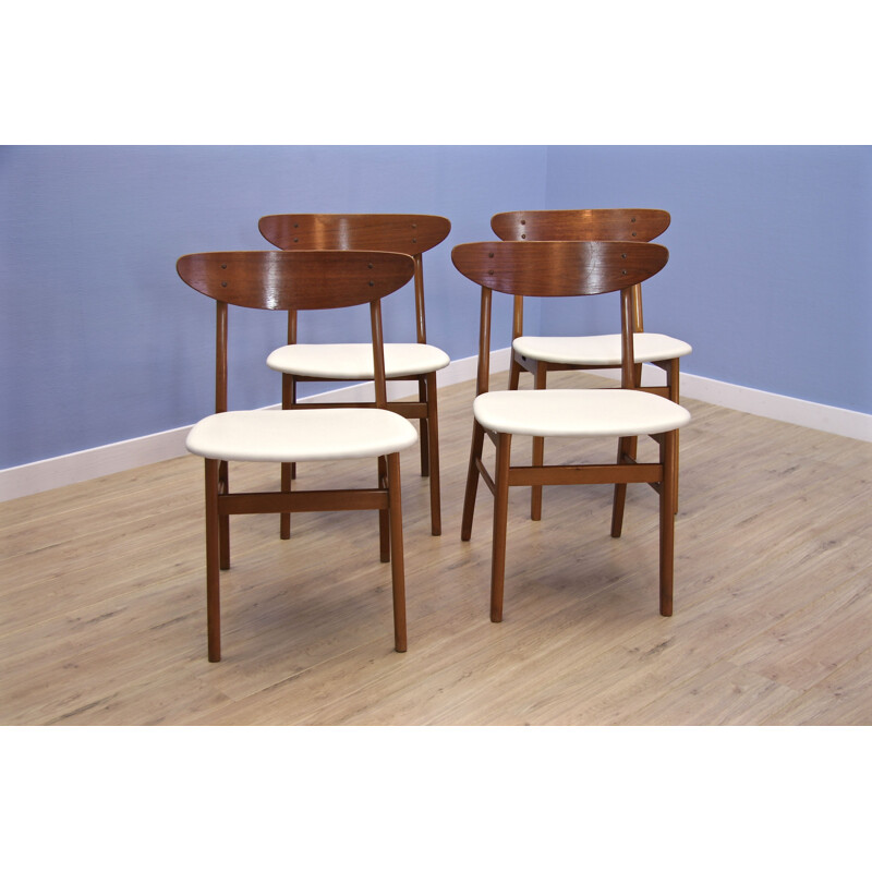 Set of 4 white danish dining chairs for Farstrup