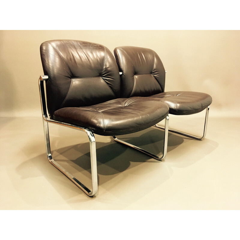 Vintage 2 seater sofa in leather and chrome