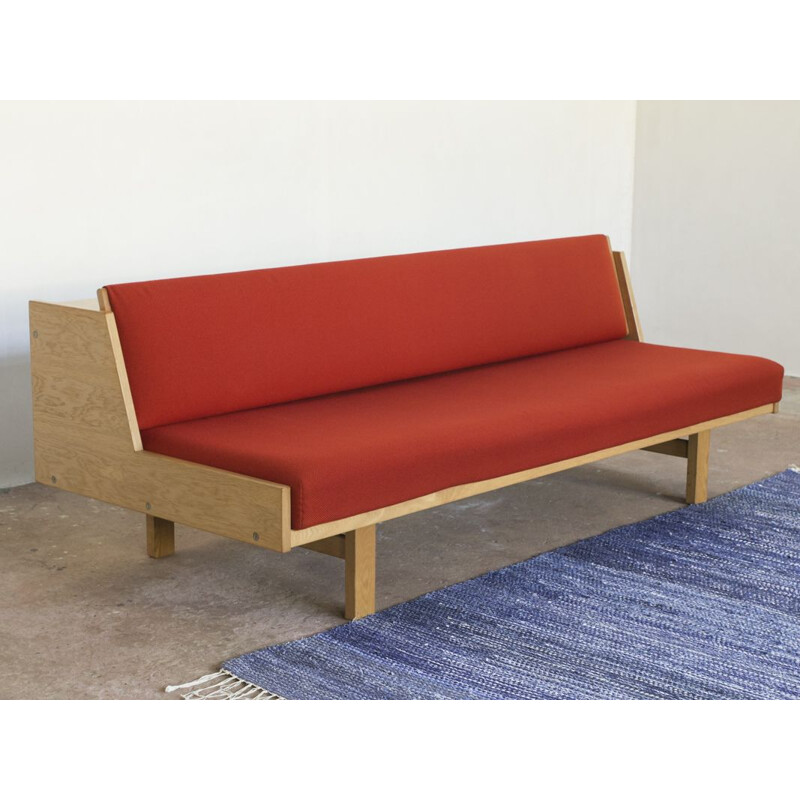 Vintage GE-258 daybed by Hans Wegner for Getama