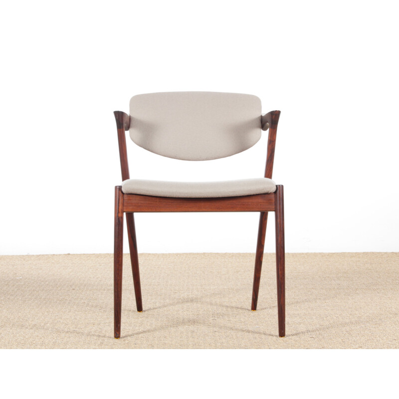Suite de 8 cadeiras de carvalho, modelo 42, Kai Kristiansen