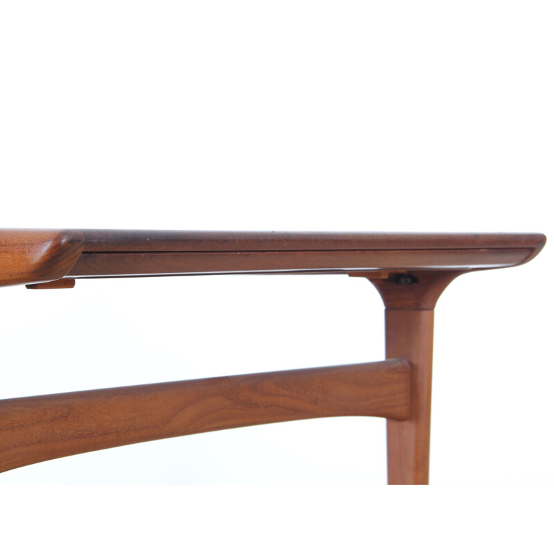 Scandinavian teak dining table for 4-8 pers.