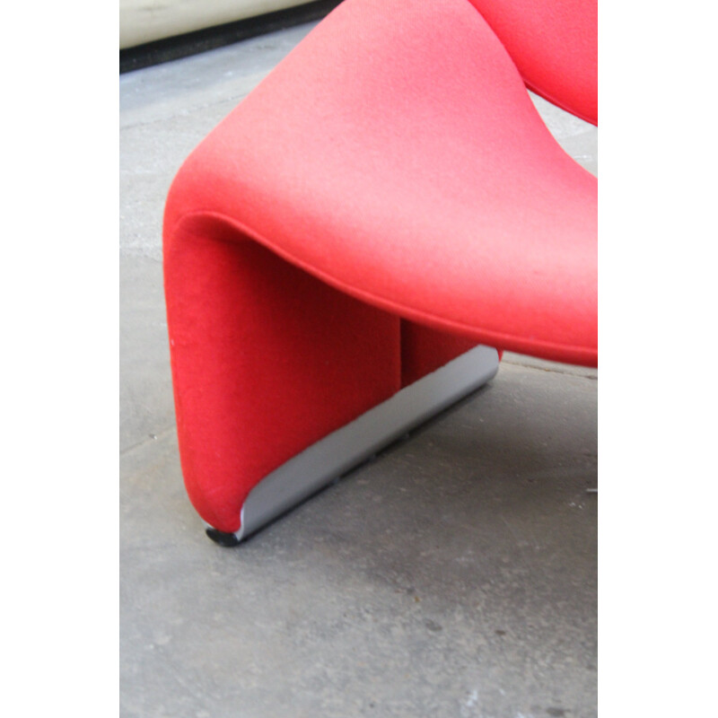 Vintage red armchair "Groovy" by Pierre Paulin for Artifort