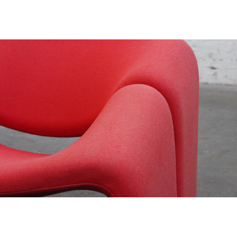 Vintage red armchair "Groovy" by Pierre Paulin for Artifort