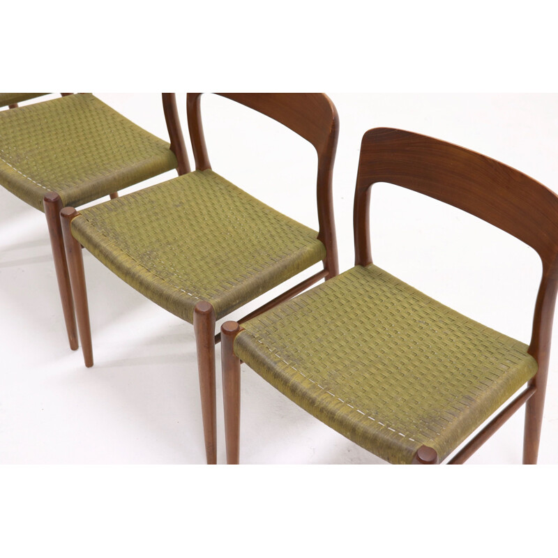 Set of 4 vintage dining chairs No. 75 in teak by N.O. Møller for JL Møller