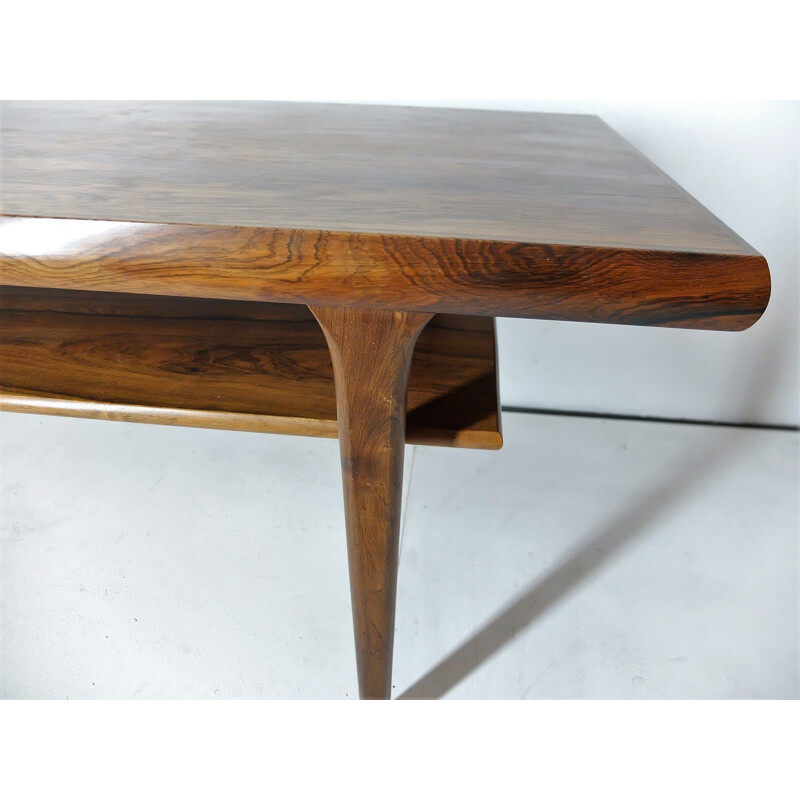 Table basse vintage scandinave en bois de palissandre 1960