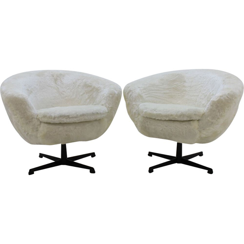 Set of 2 vintage white swivel chairs