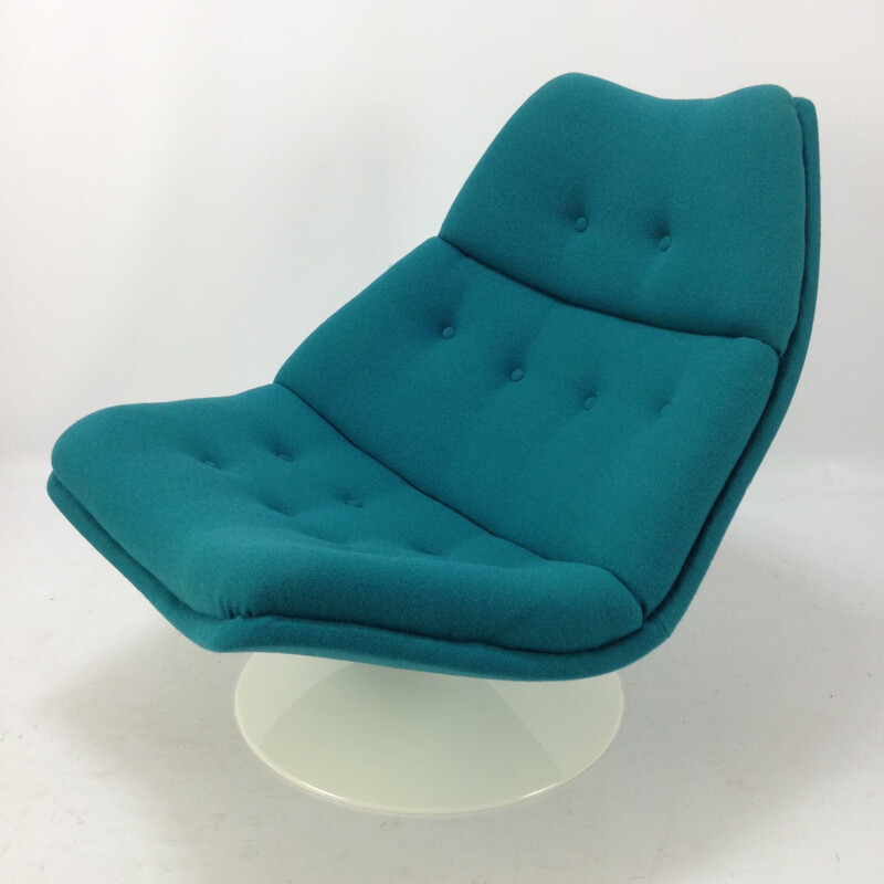 Vintage blue lounge chair F511 by Geoffrey Harcourt for Artifort