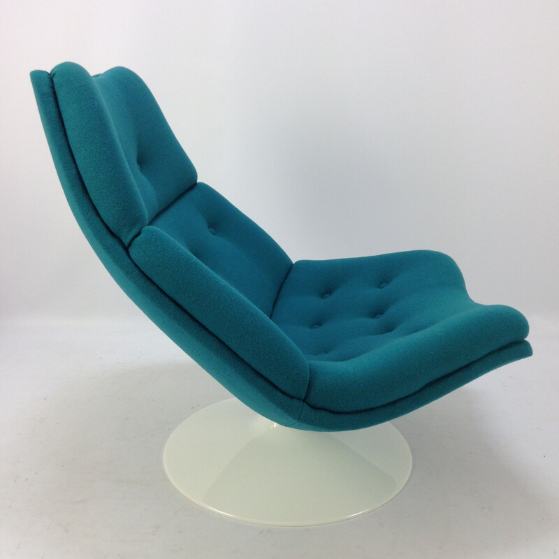 Vintage blue lounge chair F511 by Geoffrey Harcourt for Artifort