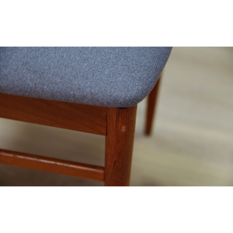 Set of 2 vintage Henning Kjaernulf chairs in teak