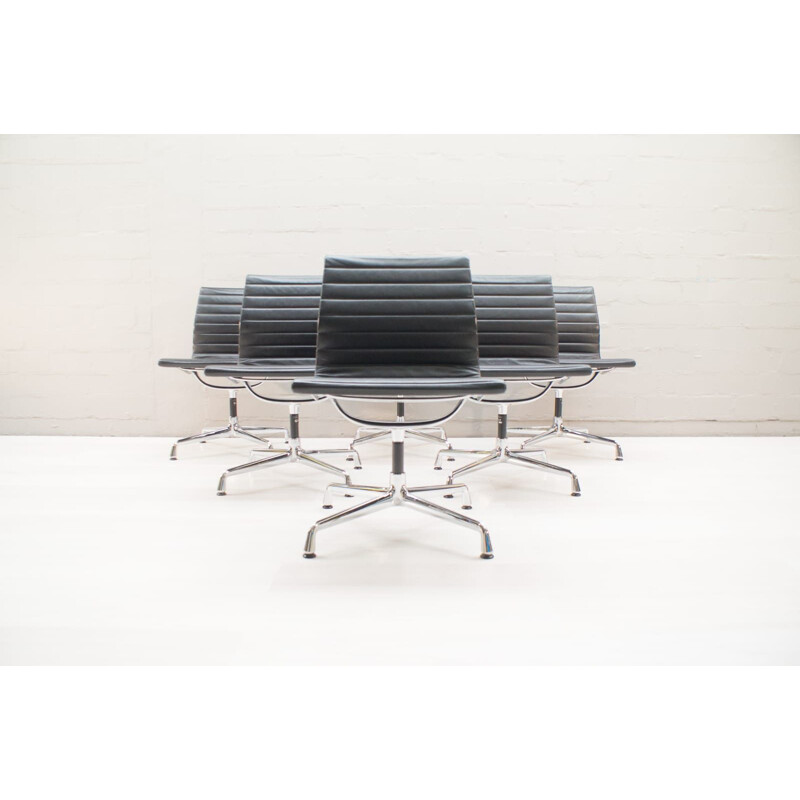 Set of 6 vintage EA 105 desk chairs by Charles & Ray Eames for Vitra