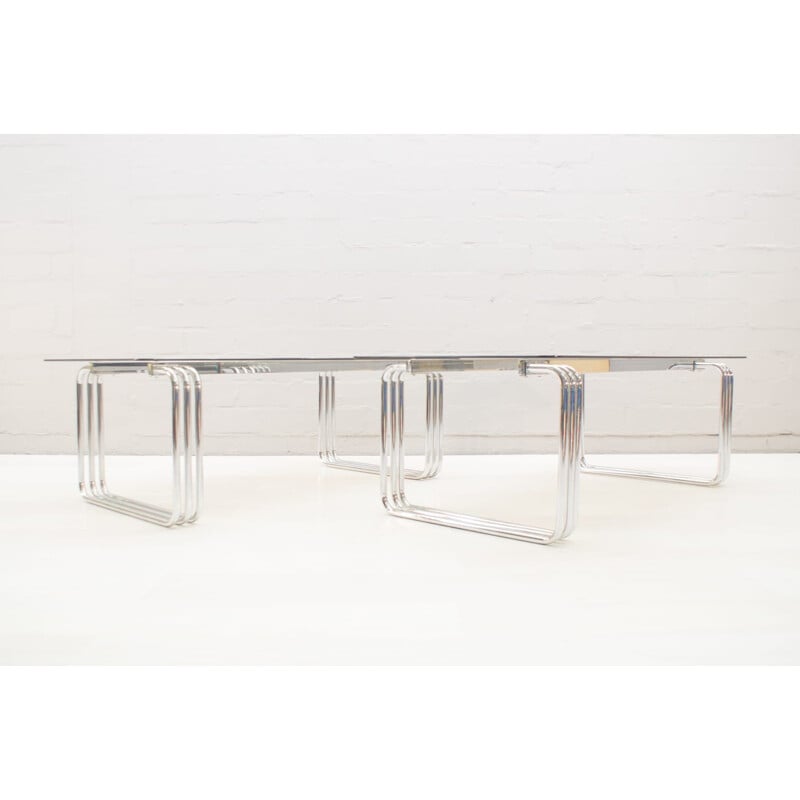 Paire de tables basses vintage en chrome, verre et métal