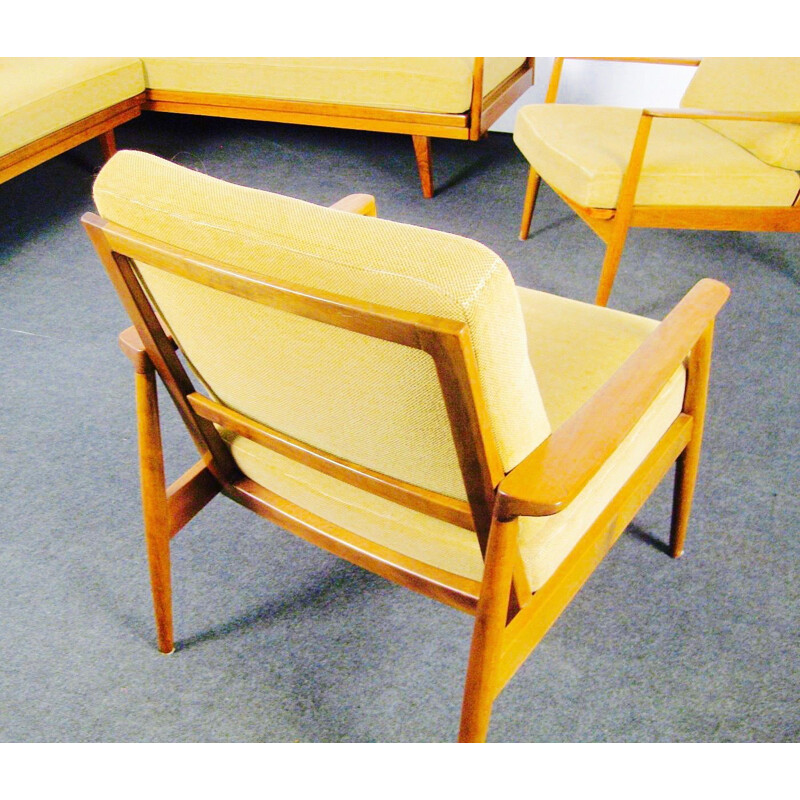 Vintage yellow lounge set in teak