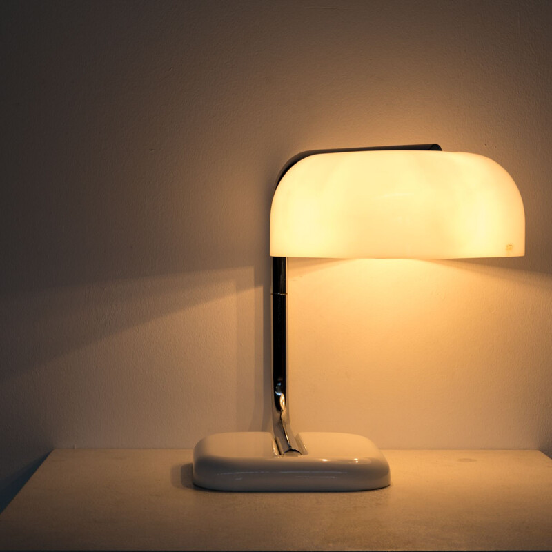 Vintage Italian table lamp in plastic