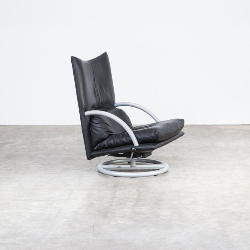 Vintage black armchair in metal by Rolf Benz