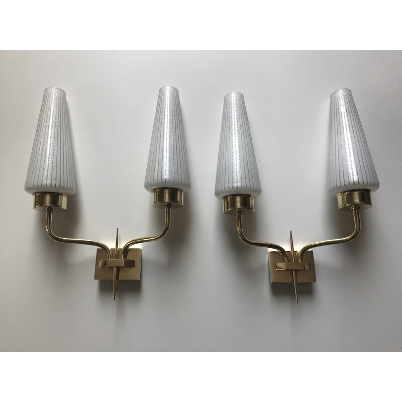 Set of 2 vintage wall lamps in brass