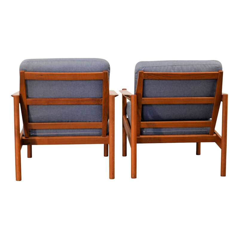 Set of 2 blue easy chairs by Kai Kristiansen