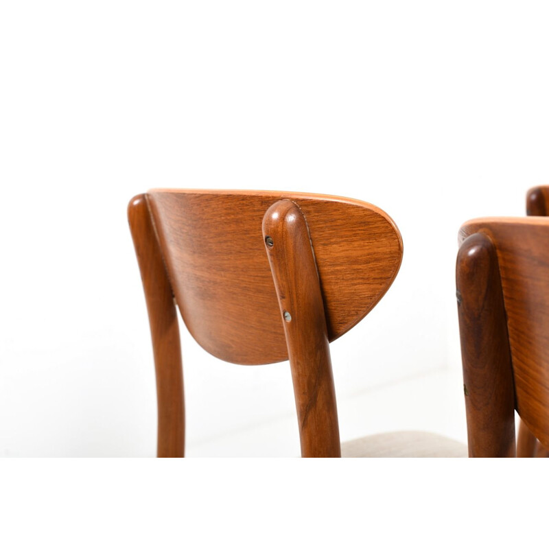 Suite de 6 chaises vintage danoises en teck