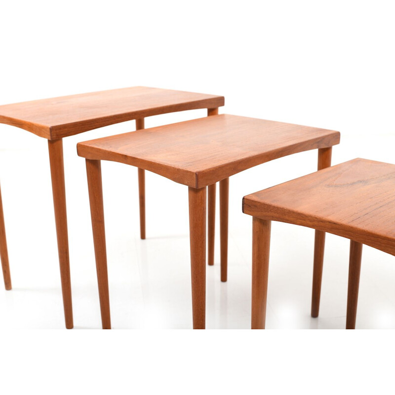 Set of 3 vintage Danish nesting tables in teak