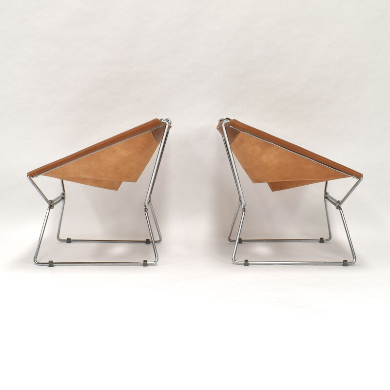 Vintage pair of AP-14 armchairs by Pierre Paulin for Polak