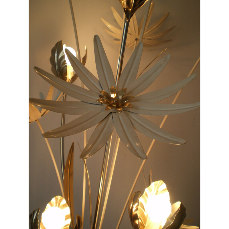 Lampadaire vintage fleur de Hans Kogl en métal blanc 1970