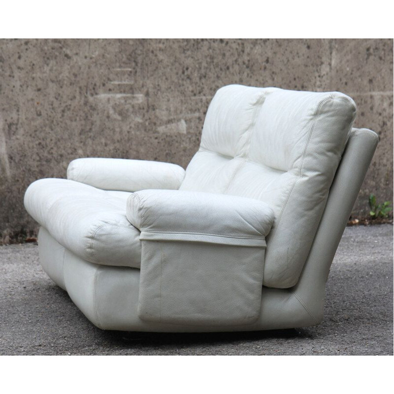 Vintage 2 seater sofa in white leather by  Ligne Roset - 1980s