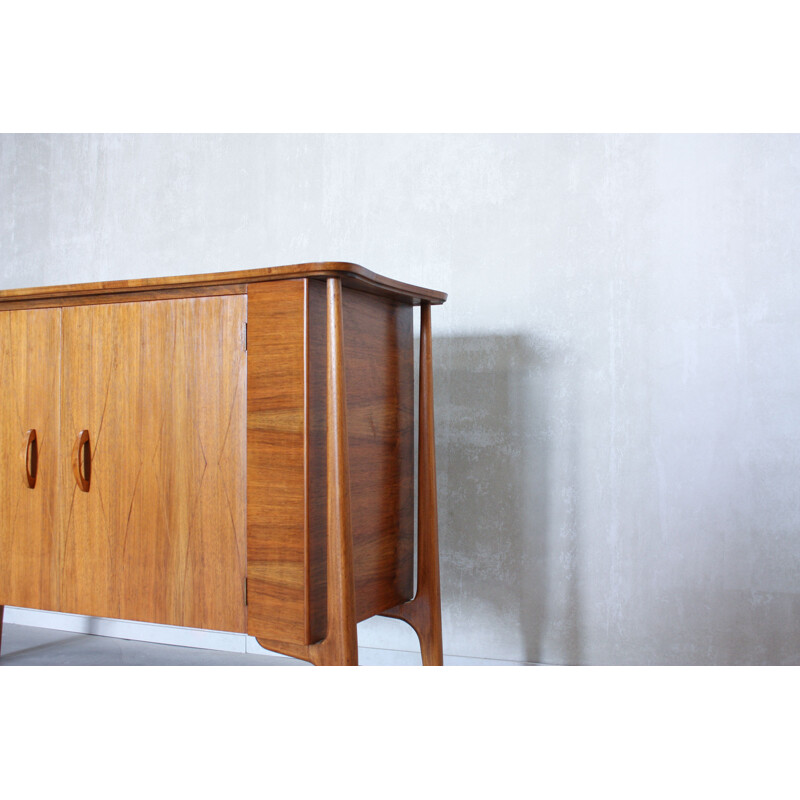 Vintage sideboard in walnut by Everest