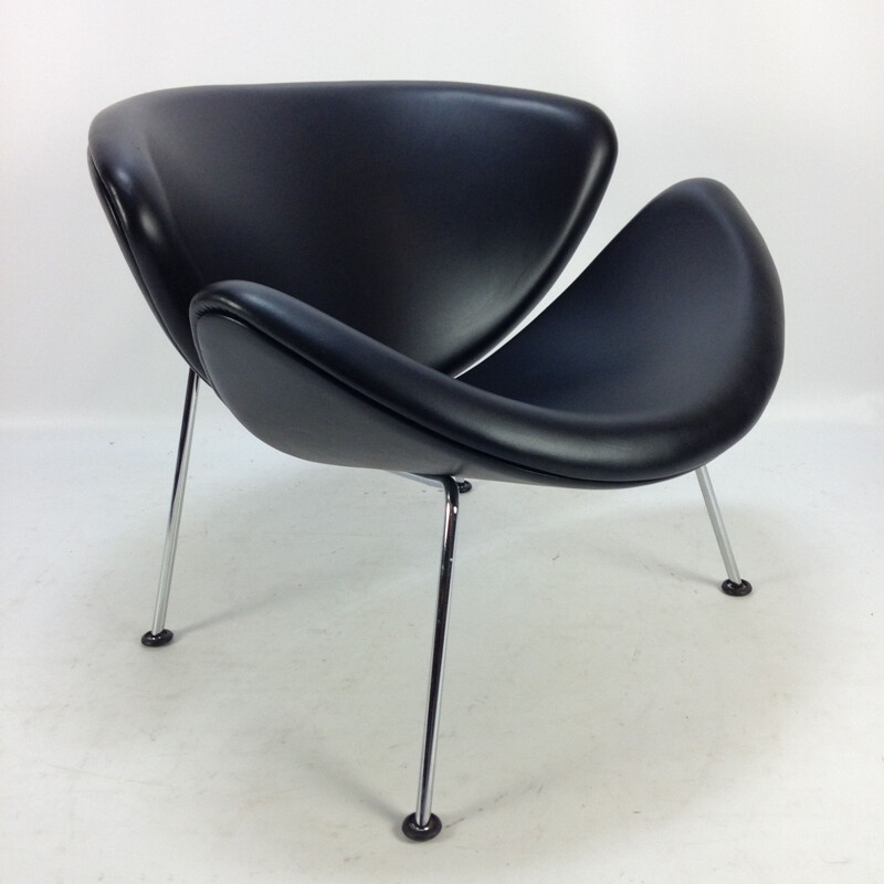 Vintage black orange slice lounge chair by Pierre Paulin for Artifort