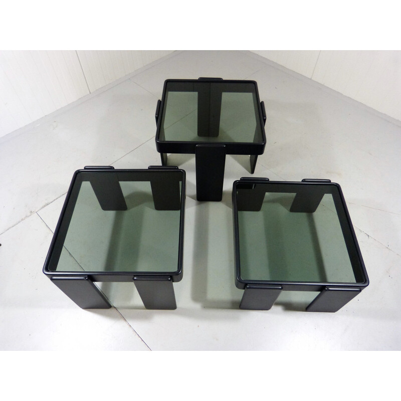 Set of 3 vintage nesting tables by Gianfranco Frattini for Cassina