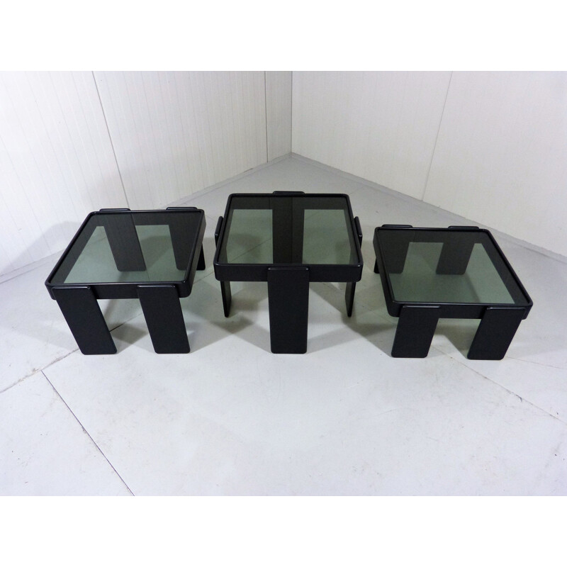 Set of 3 vintage nesting tables by Gianfranco Frattini for Cassina