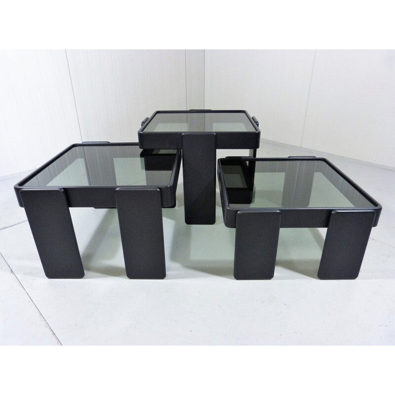 Set of 3 vintage nesting tables by Gianfranco Frattini for Cassina