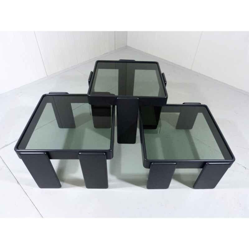 Set of 3 vintage nesting tables by Gianfranco Frattini for Cassina