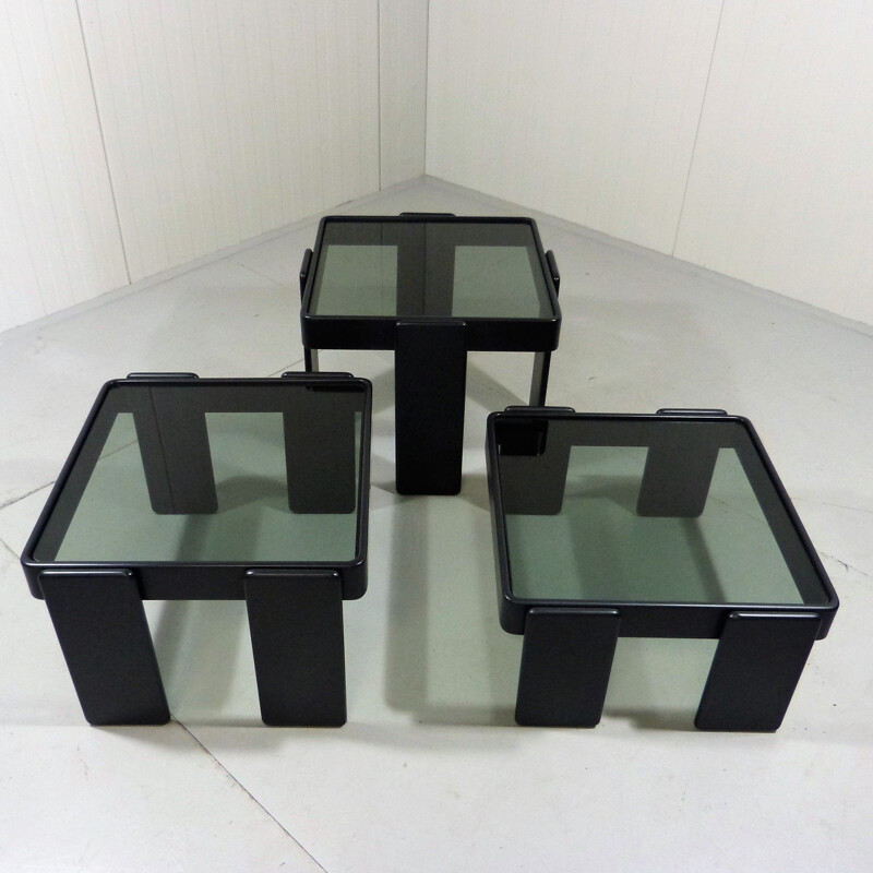 Set of 3 vintage nesting tables by Gianfranco Frattini for Cassina