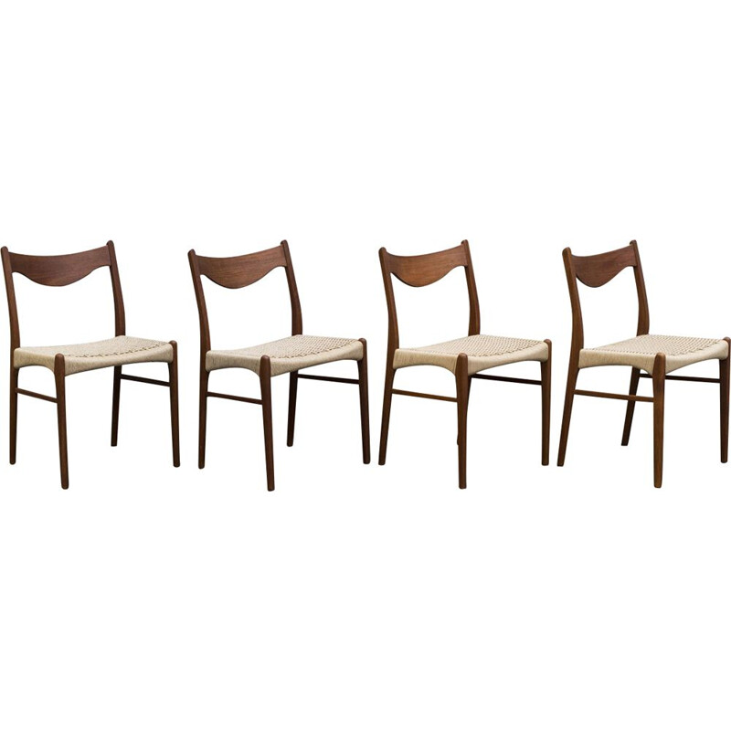 Set of 4 vintage chairs GS60 by Arne Walh Iversen