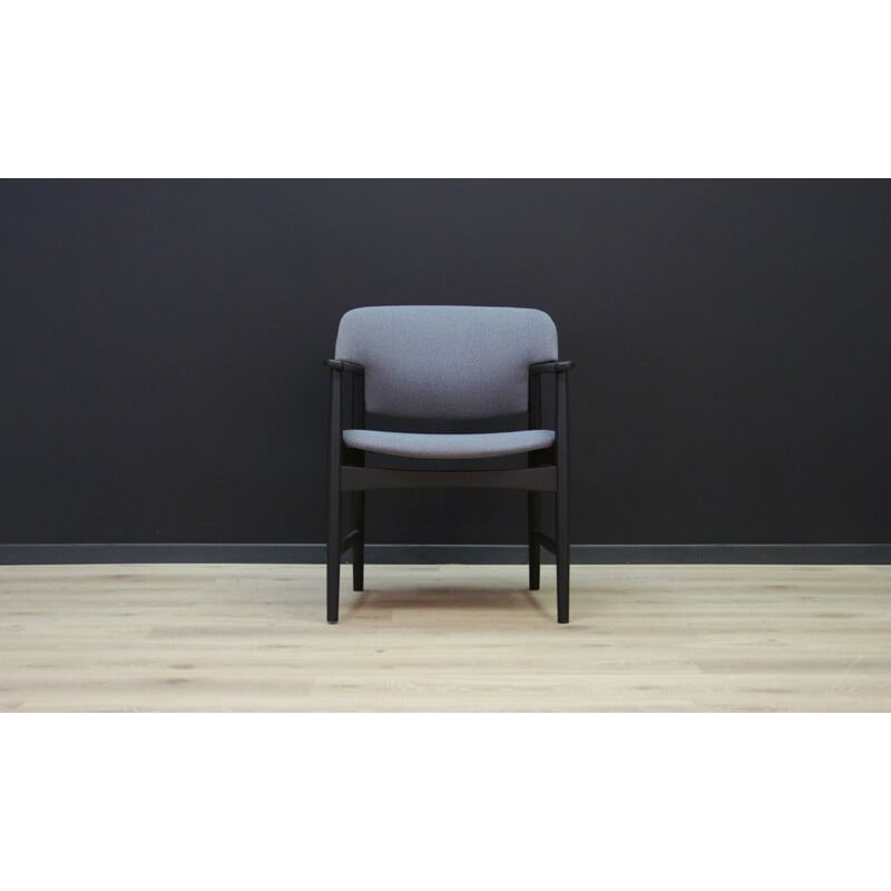 Vintage grey chair by Fritz Hansen