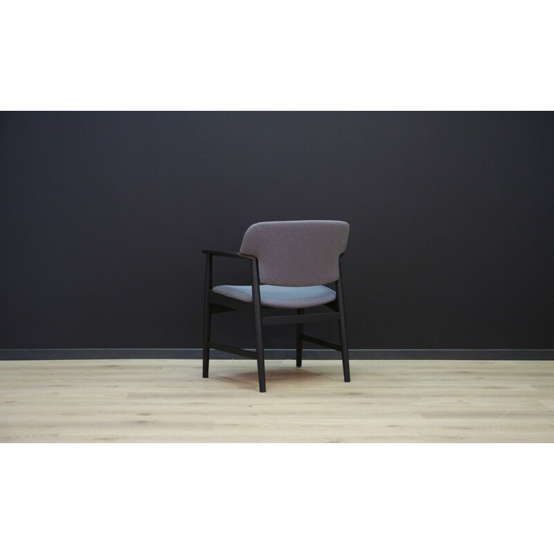 Vintage grey chair by Fritz Hansen