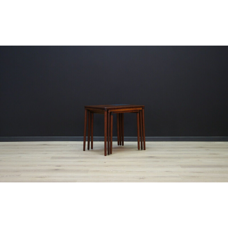 Set of 3 vintage nesting tables in rosewood