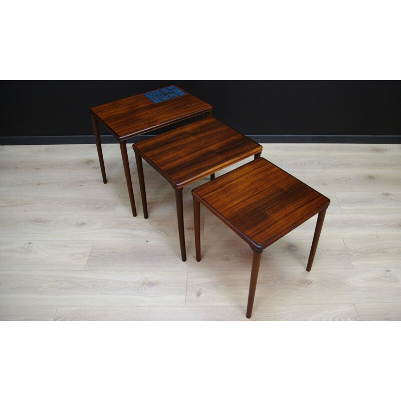 Set of 3 vintage nesting tables in rosewood